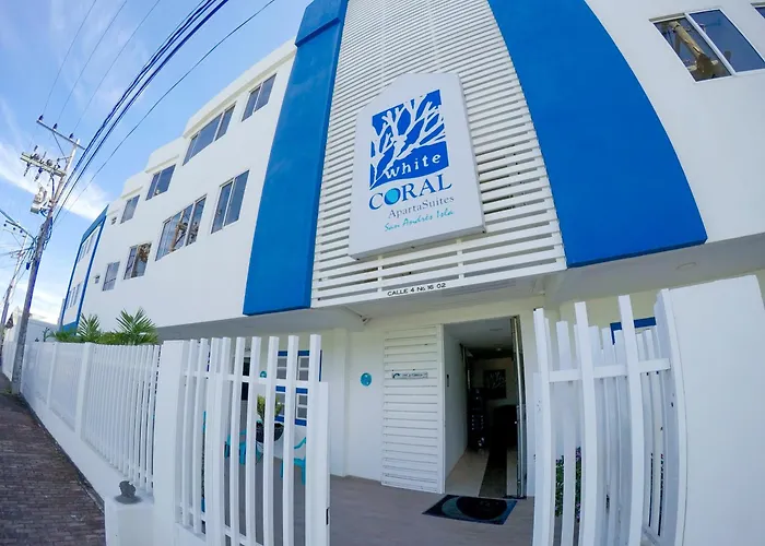 White Coral Apartasuites San Andrés