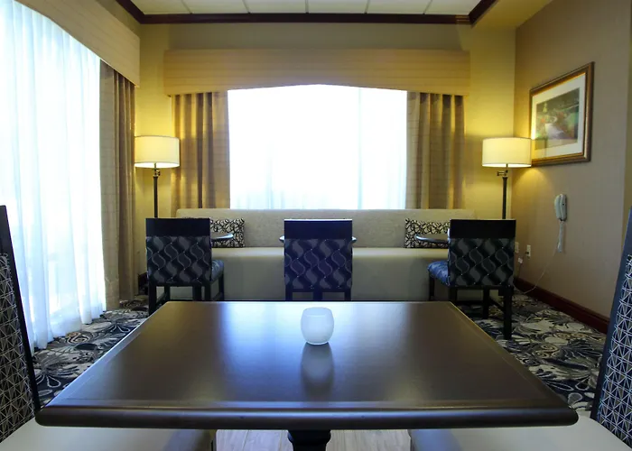 Hampton Inn By Hilton Clinton