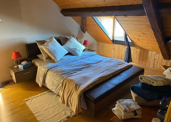Hotel La Favela à Cully