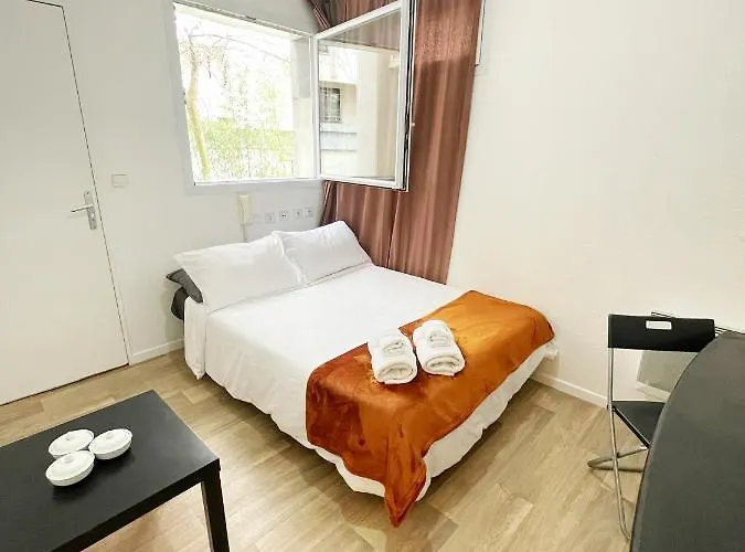 Cozy studio in la Défense Courbevoie