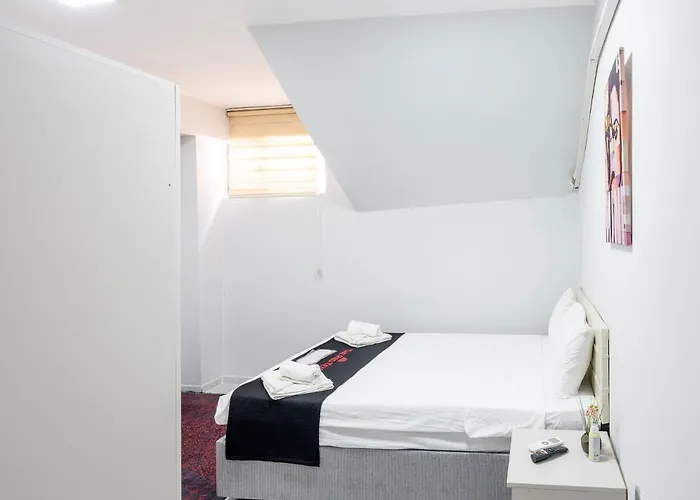 The Red Tent Suite 23 Istanboel