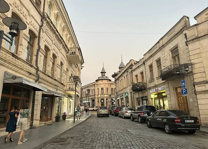 Guest House Memo At The Center Of Kutaisi