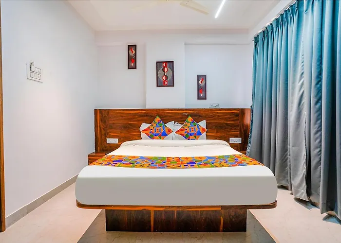 Via Crystal Inn Pimpri-Chinchwad