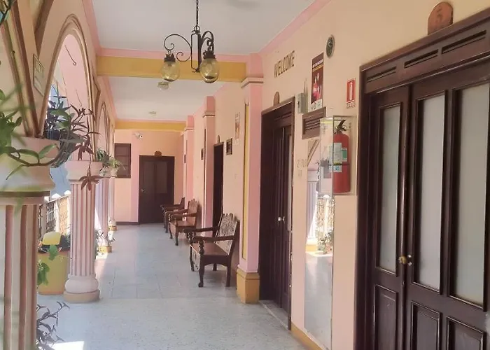 Hotel Chaparral Panajachel