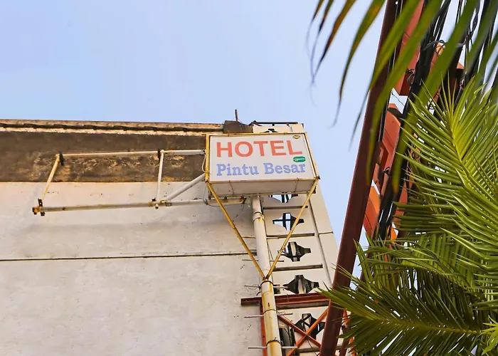 Collection O 92739 Hotel Pintu Besar Near Pancoran Chinatown Point Jakarta
