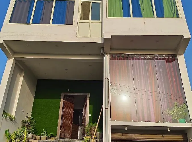 Ananya Hotel & Ayurveda Hwc Etawah