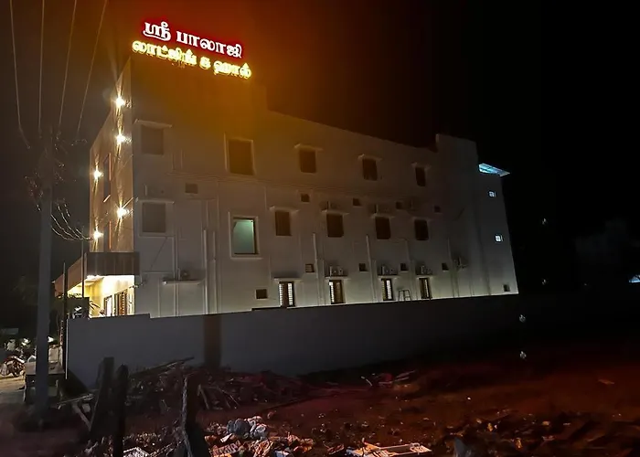 Sri Balaji Lodging Tiruchchendur