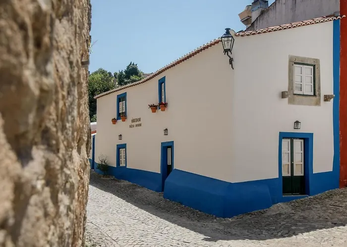 Obidos Patio House Bed & Breakfast