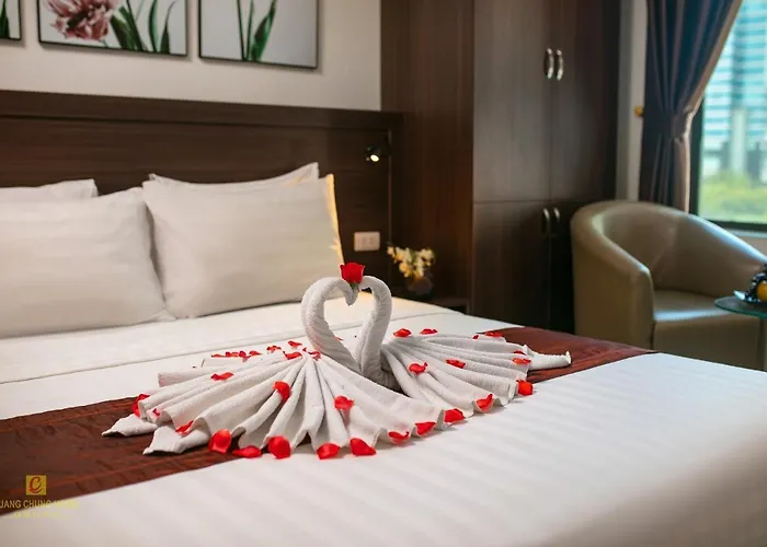 Quang Chung Hotel Le Van Thiem Hà Nội