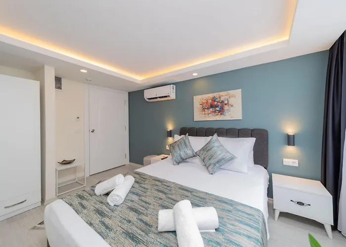 Hadrian Towers Hotel Antalya