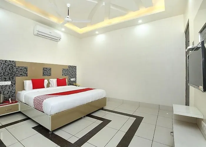 Lucky Hotel And Restaurant Kurukshetra