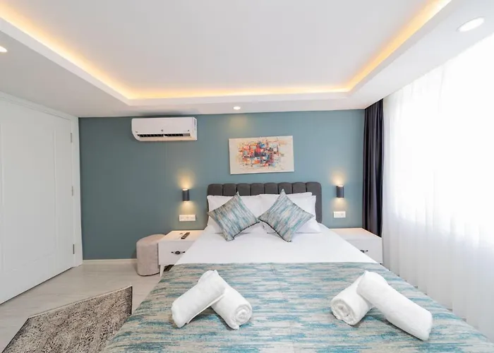 Hadrian Towers Hotel Antalya