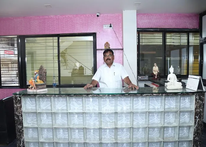 Hotel Kewal Inn Jalgaon