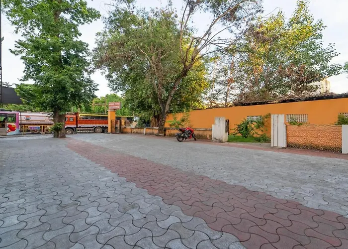 Treebo Eden Park Hotel, 3 Km From Puducherry Airport