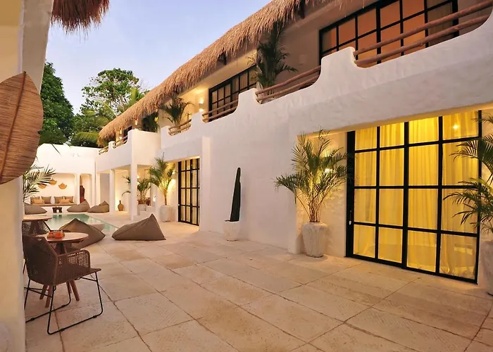 Hotel Amara Uluwatu