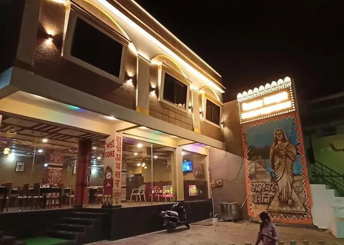 Hotel Maheshwar Darshan