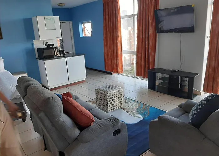 Unit 95 Oceanic - Self Catering, North Beach Durban