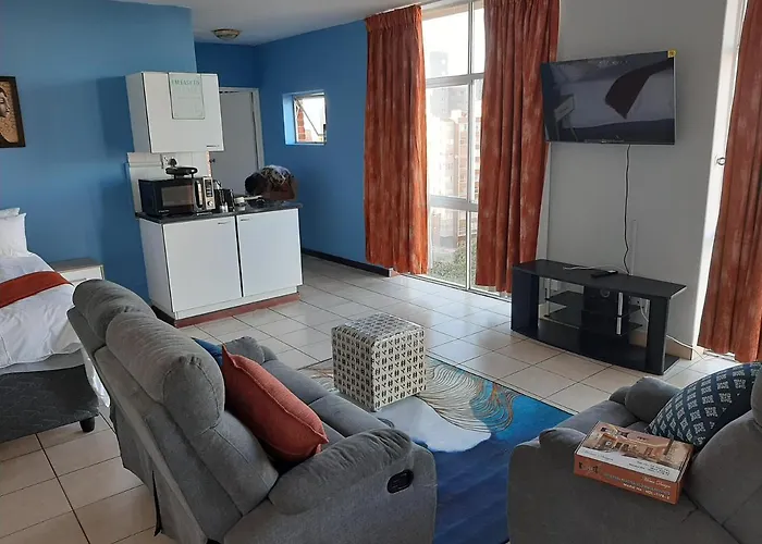 Unit 95 Oceanic - Self Catering, North Beach Durban