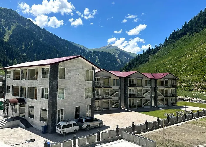 Kunhar Hotel Riverside Block Naran