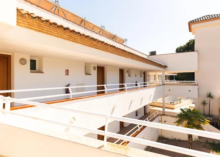 Aparthotel Alfas Oasis L'Alfas del Pi