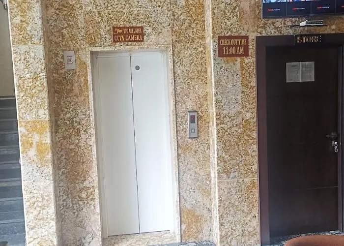 Hotel Sadhana Palace Mathura