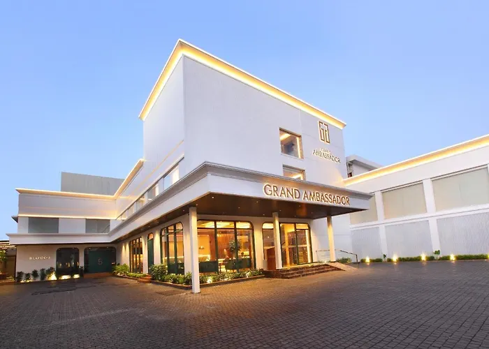 The Grand Ambassador Hotel Kottayam