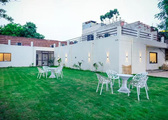 Aagman Stays By Kasa Lusso Faridabad