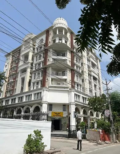 Phoenix Unmatched Comfort - Hotel Near Fateh Sagar Lake Udaipur