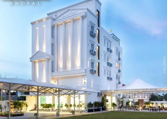 Hotel Caesars Palace Bhopal