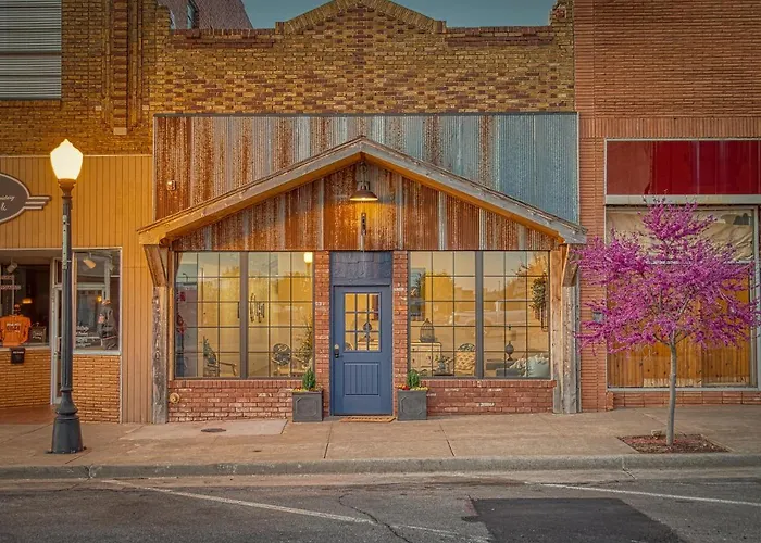 Bluebird Hotel Elk City
