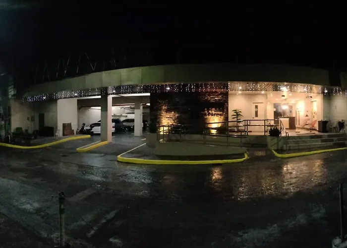 Malabon Grand Hotel And Events Place Valenzuela