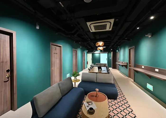 Dream Chaser Boutique Capsule Hotel Singapore