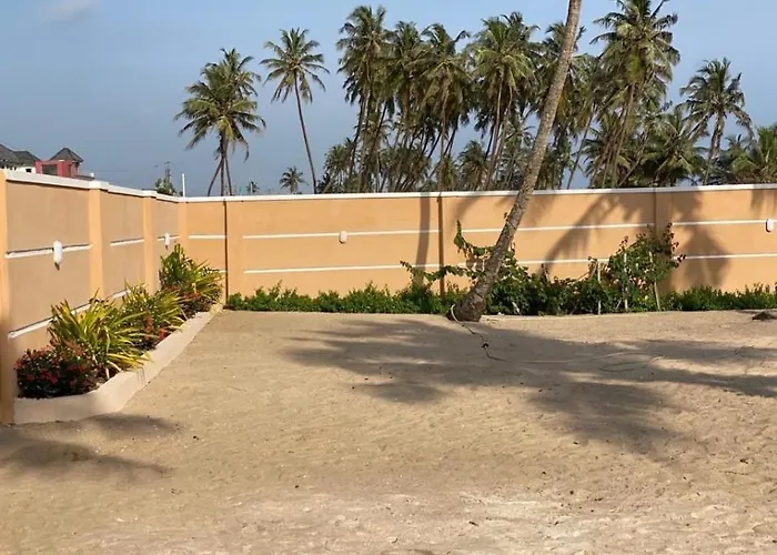 Oceanfront Wavecrest Beach Hotel Lekki