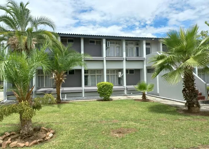 Crescent Lodge Livingstone