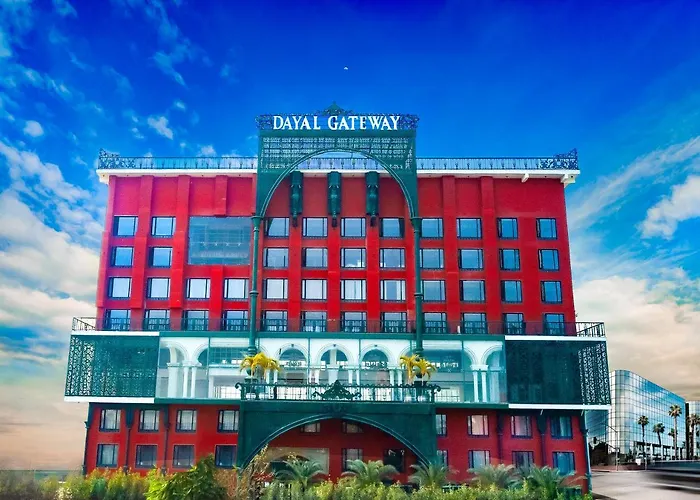 Dayal Gateway Hotel Lucknow