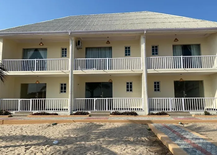 Oceanfront Wavecrest Beach Hotel Lekki