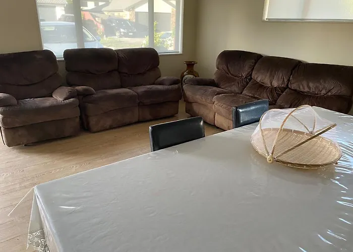 3 Bedroom Holiday Apartment Peninsula Park Auckland