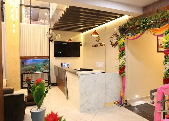 Sunshine International Boarding & Lodging Belur 
