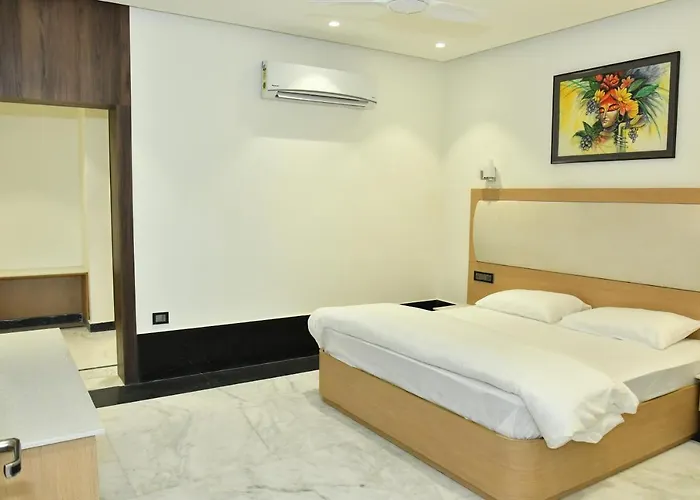 Maharaja Aggarsain Bhawan Hotel Hisar