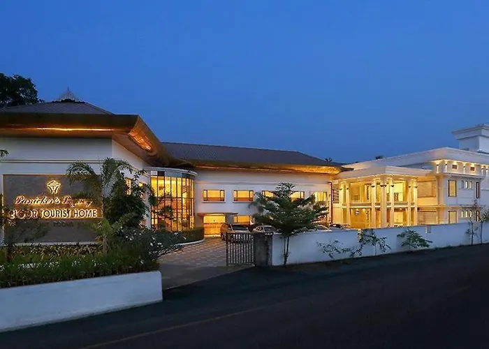 Eloor Tourist Home Kochi