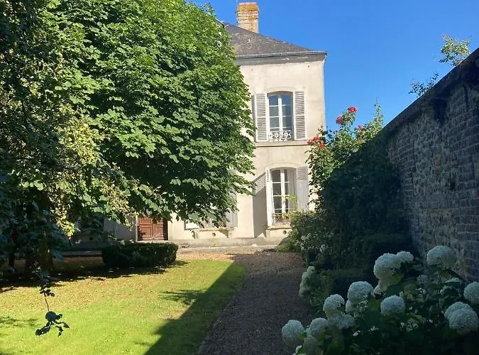 Bed and Breakfast Chez Agnès à Pont-Évêque
