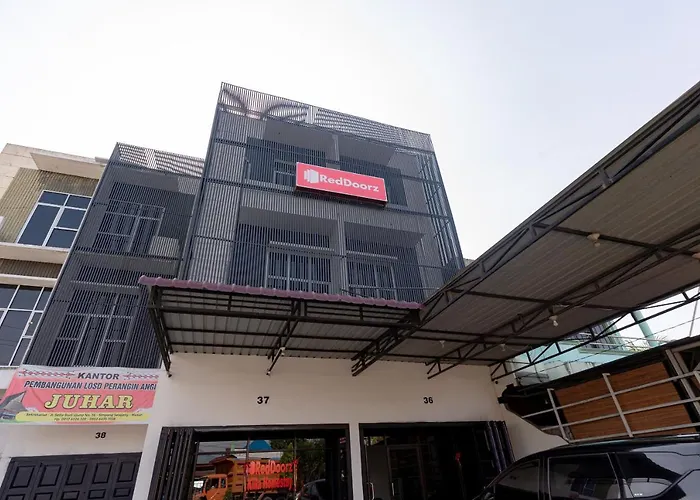 RedDoorz @ Simpang Pemda Medan Hotel