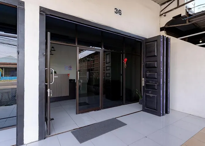 RedDoorz @ Simpang Pemda Medan Hotel