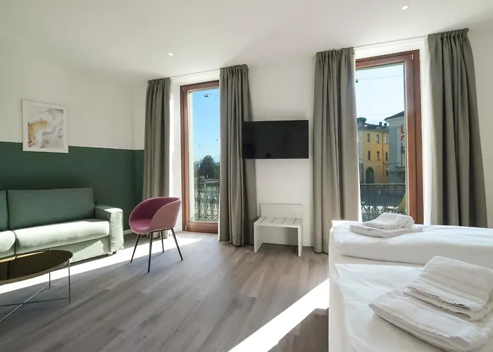Boutique Hotel Piazza Grande Locarno - Easy Self Check-In