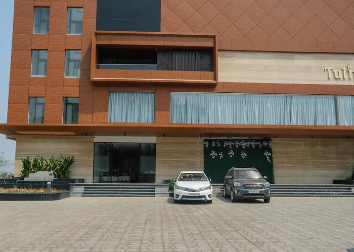 Hotel Tulips Grand Hyderabad