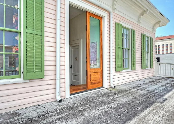 Sugars Inn Room 3 Walk To Cruise Terminal One Mile To Beach Bolivar Peninsula
