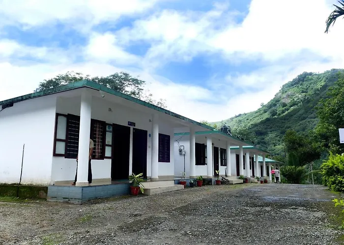 Mountain View Cottage Mankulam Munnar