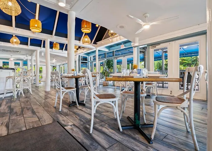 Park Shore Resort North North Naples