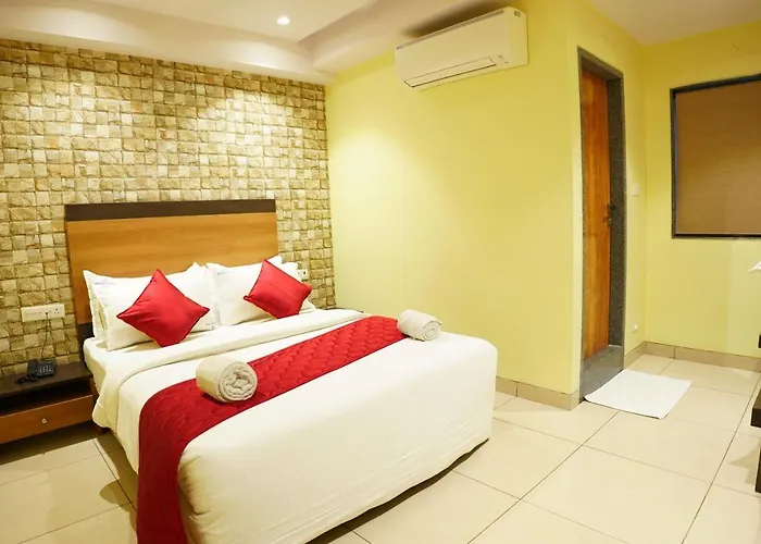 Sri Brundavan Grand Inn Anakapalle