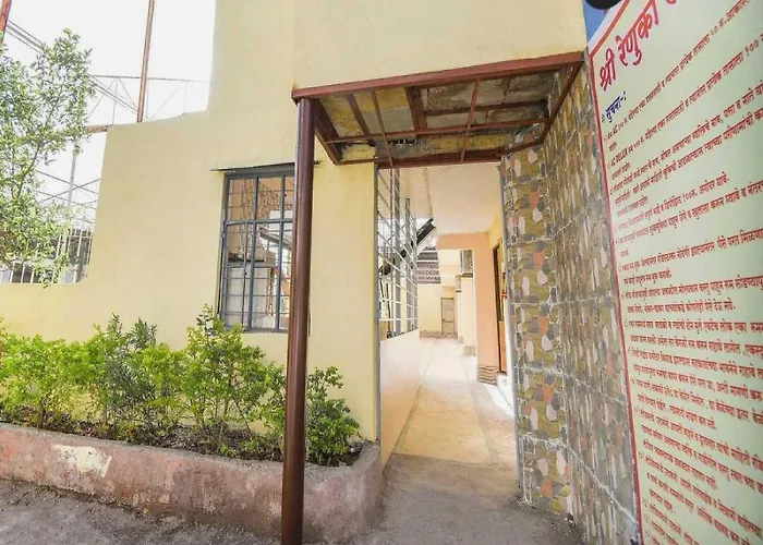Hotel O Renuka Lodging And Boarding Pune